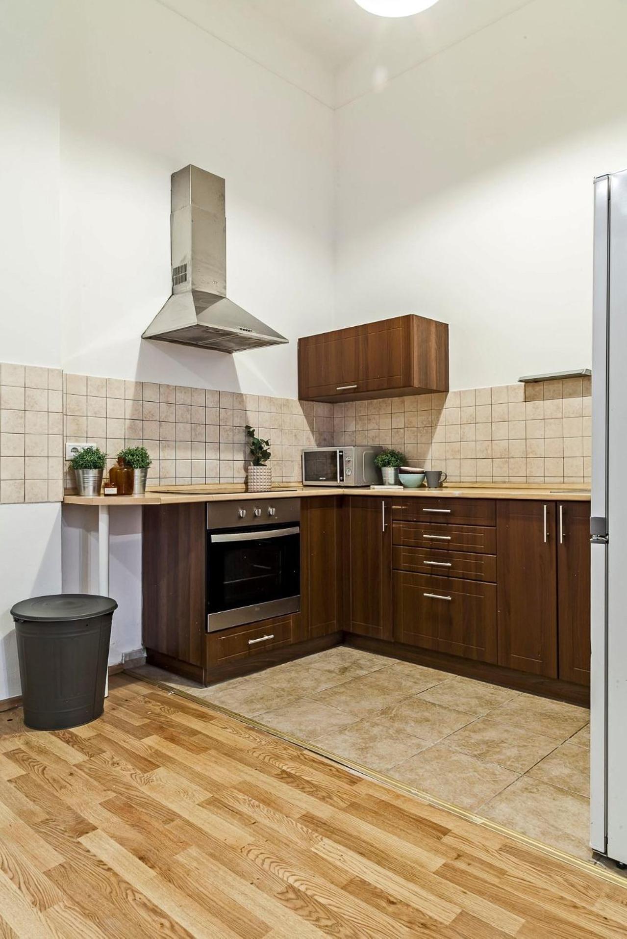 Basilika Nagymezo Stret Apartman Budapest